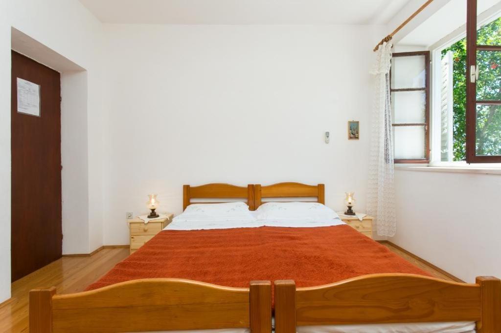 Guest House Simunovic 수두라드 외부 사진